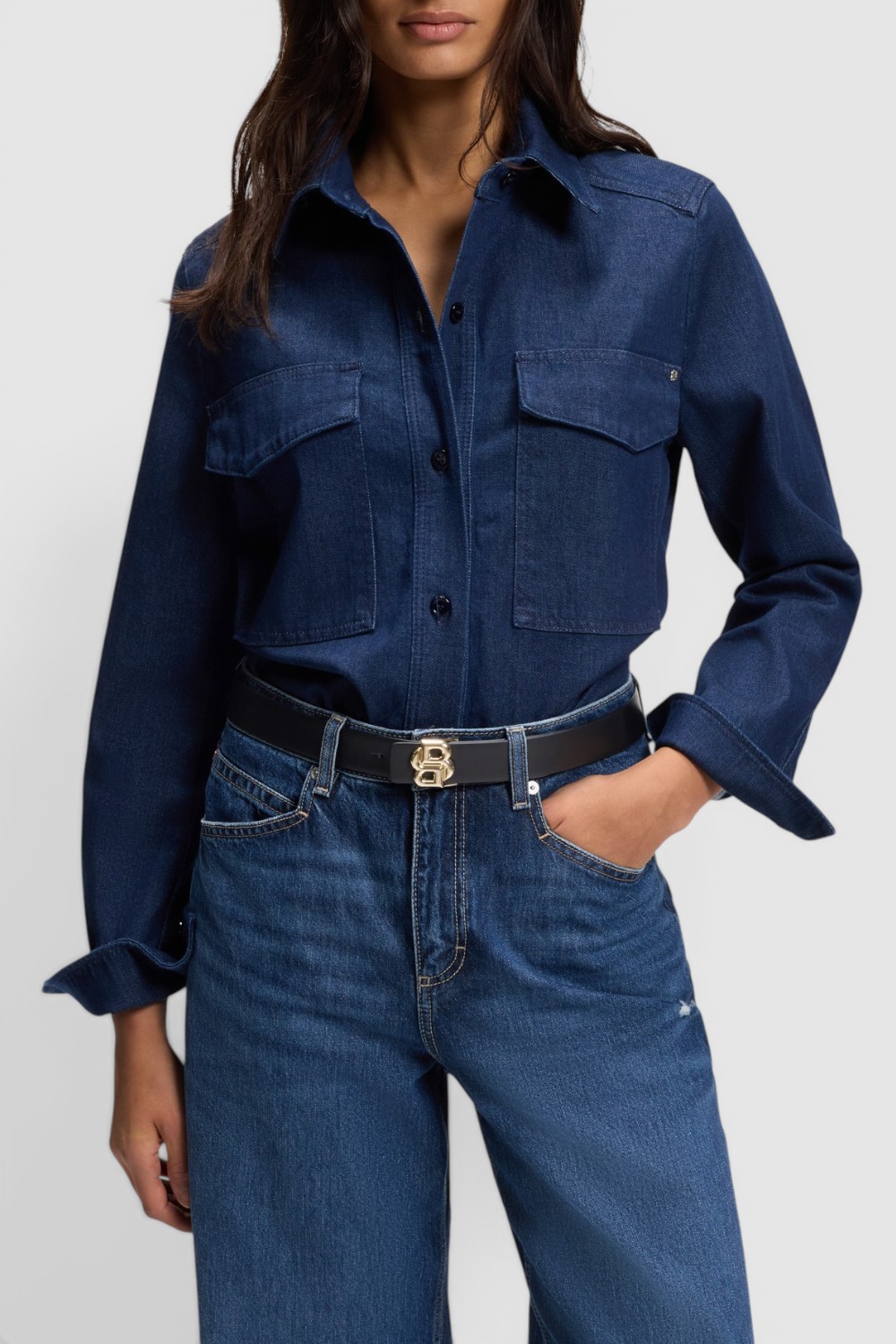 תמונת כל הלוק של חגורת עור